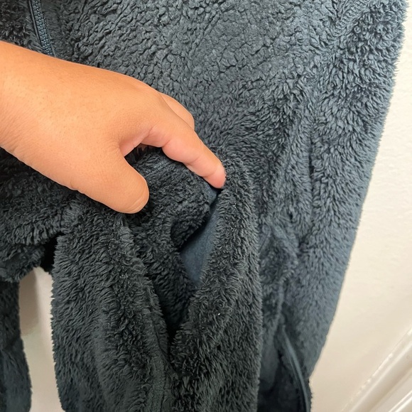 Uniqlo Black Teddy Jacket Plush Fleece Casual - Picture 7 of 10